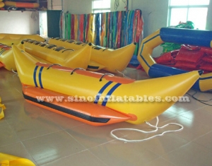 single row inflatable banana boat for 3 persons
