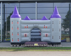 Custom made outdoor commercial inflatable jumping castle with blower