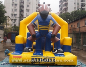 Brumbies Ruby inflatable obstacle course