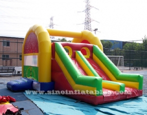 kids inflatable bouncy castle with slide
