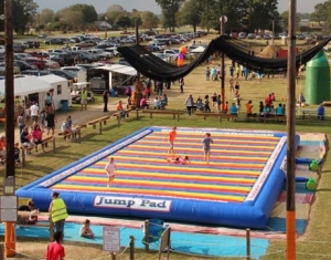 big bounce inflatable jump pad